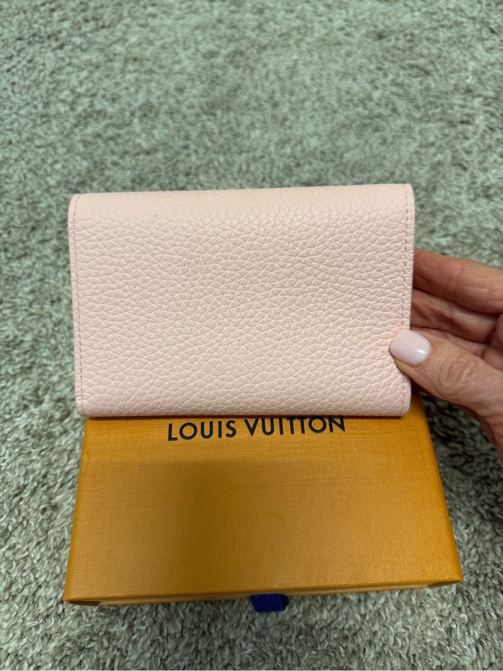 Louis Vuitton Wallet - Picture 3 of 10